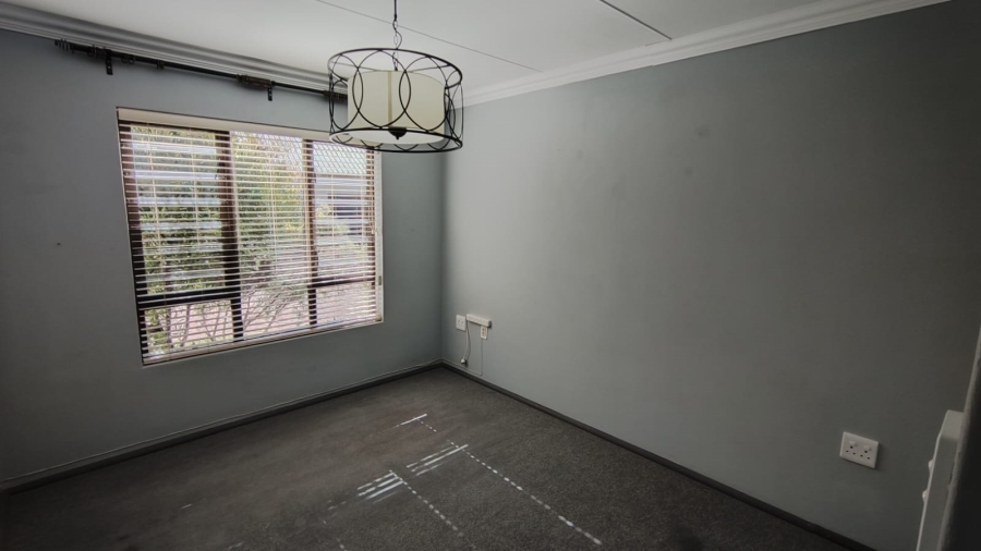 2 Bedroom Property for Sale in Stilbaai Wes Western Cape